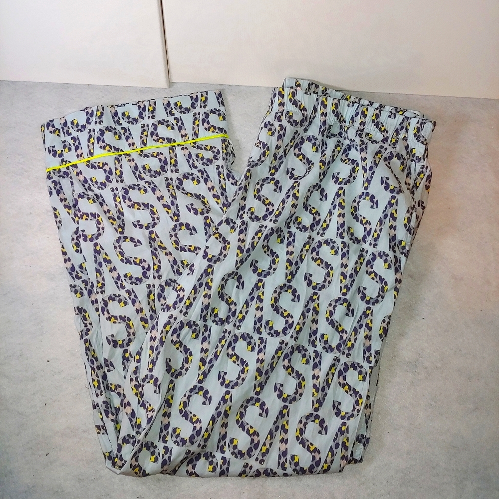 ✨LOWEST✨ VS Logo PJ Bottoms 💤